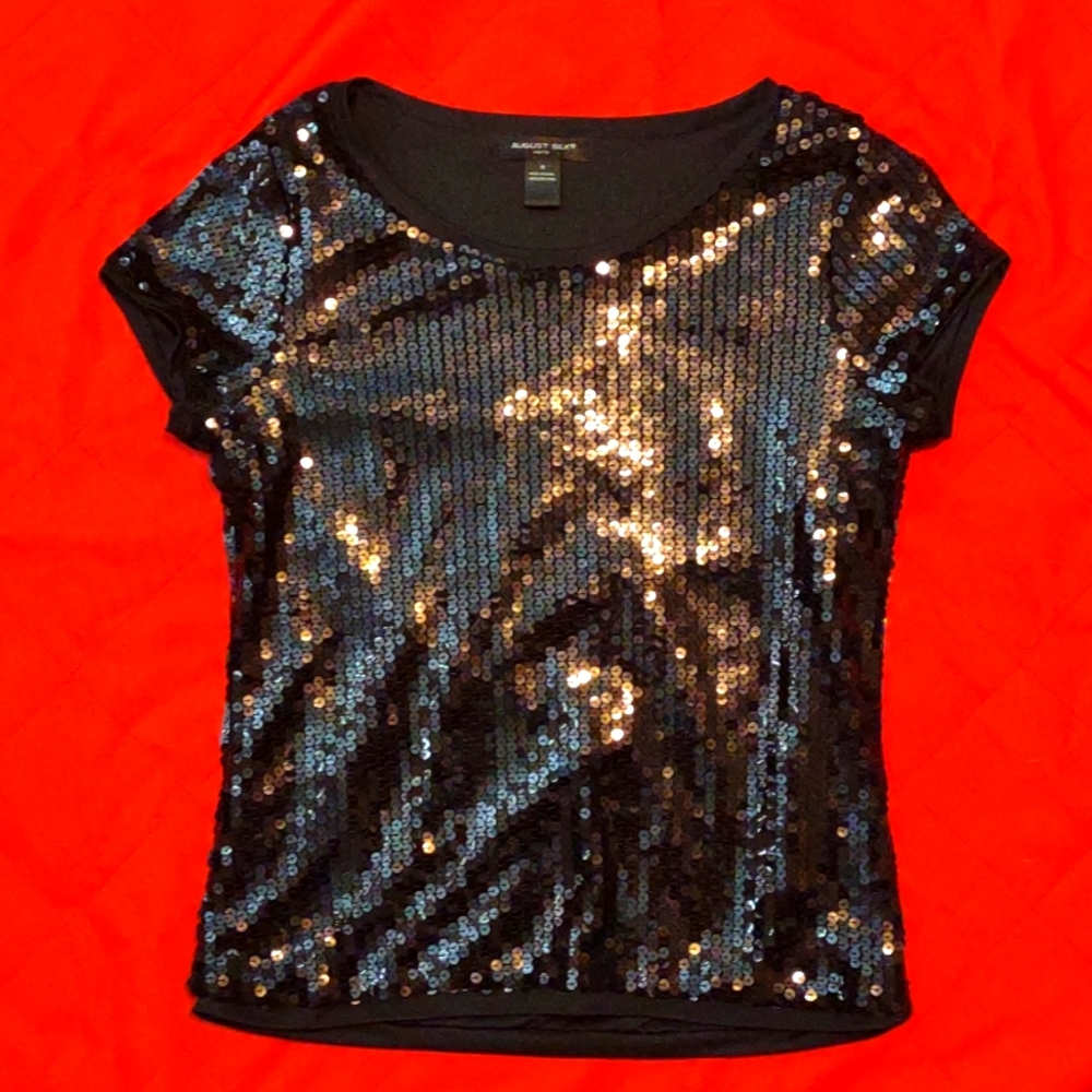 August Silk sequin top size medium